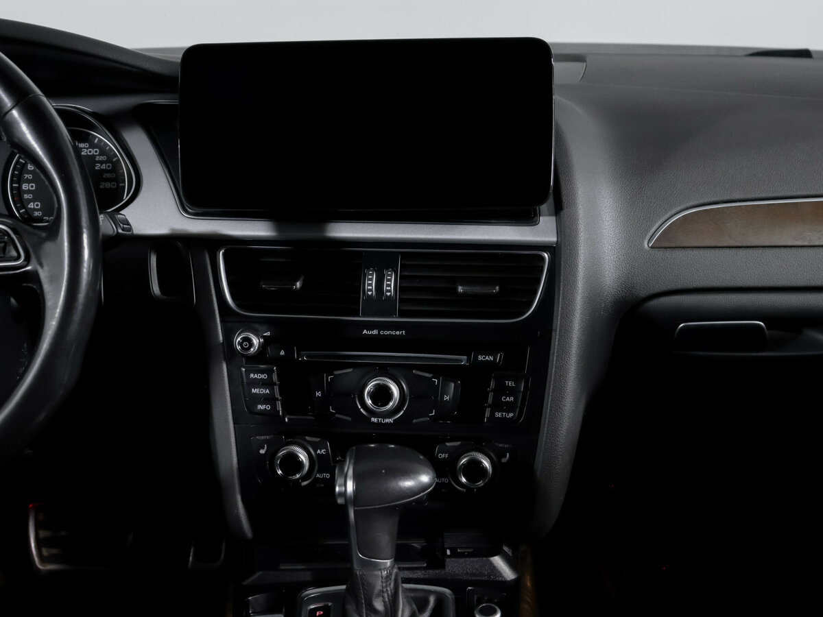 Б/У Ауди А4 Аллроад 2015 года. Фото: #12