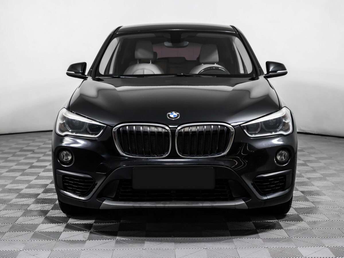 BMW X1 2017 года с пробегом. Фото: #1