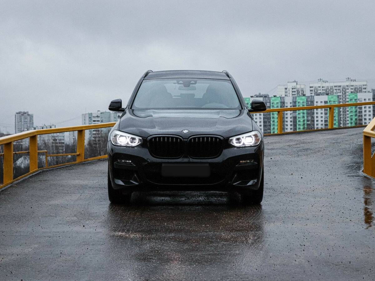 Б/У БМВ Икс3 2020 года. Фото: #1