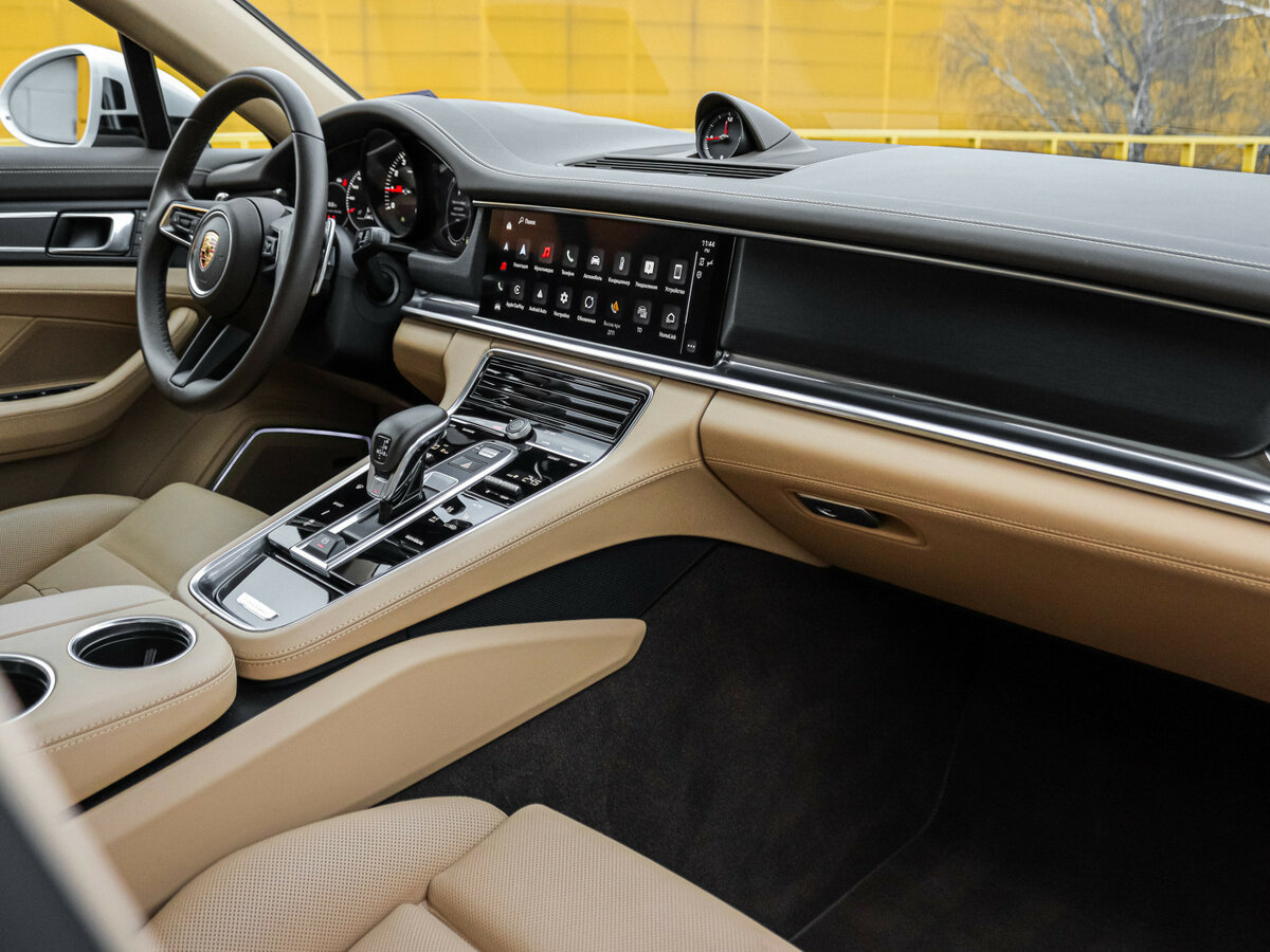 Porsche Panamera 2022 года с пробегом. Фото: #6