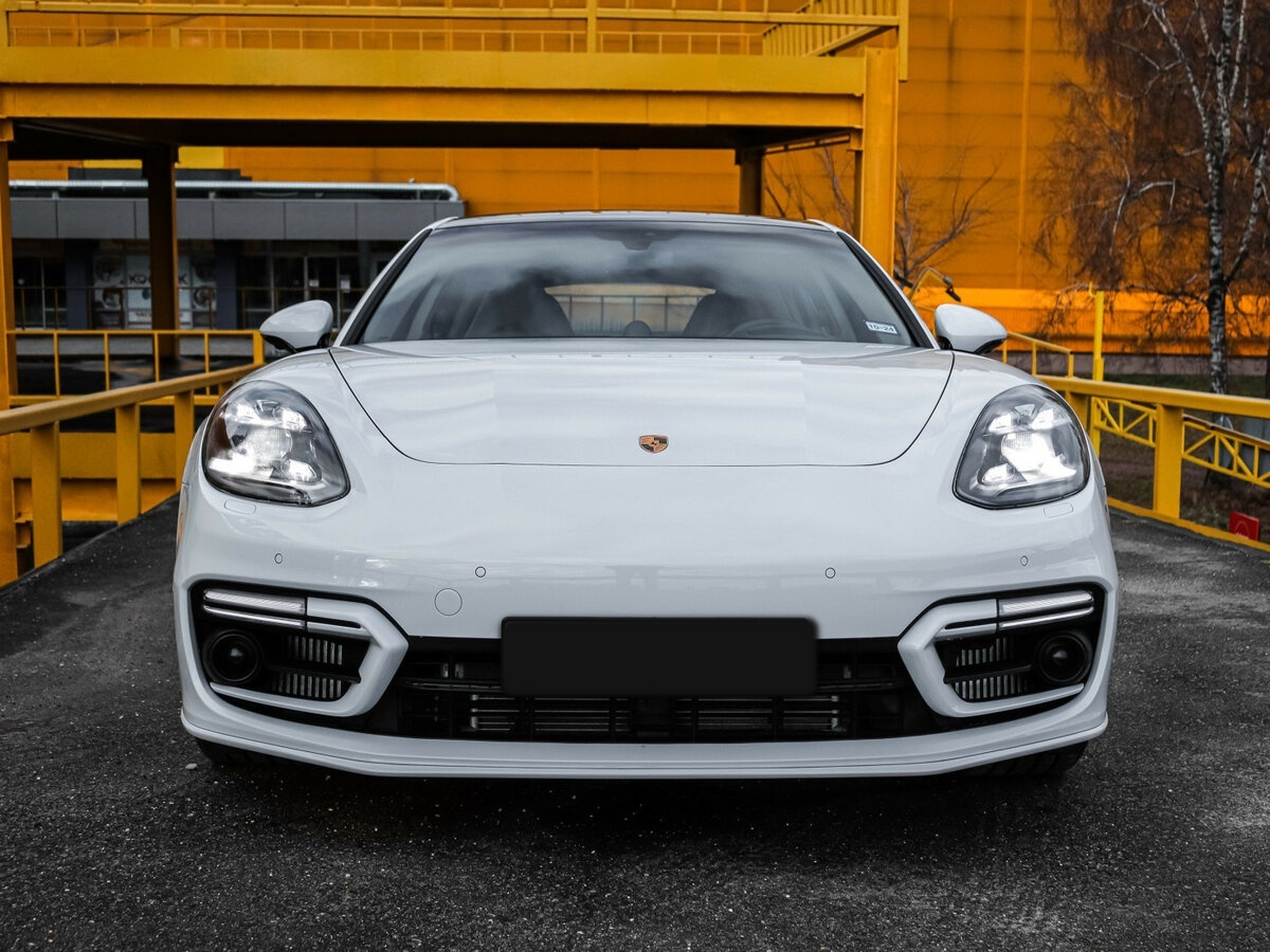 Porsche Panamera 2022 года с пробегом. Фото: #17
