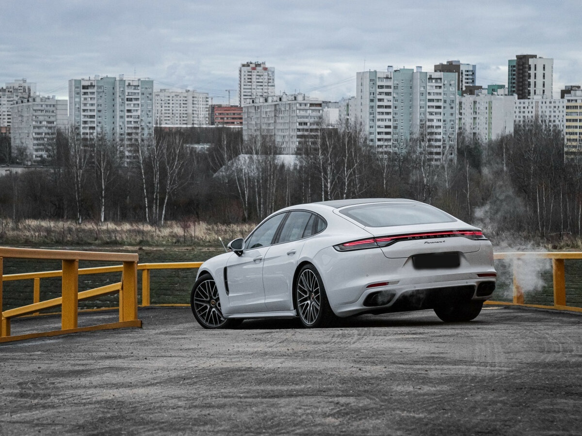 Porsche Panamera 2022 года с пробегом. Фото: #19
