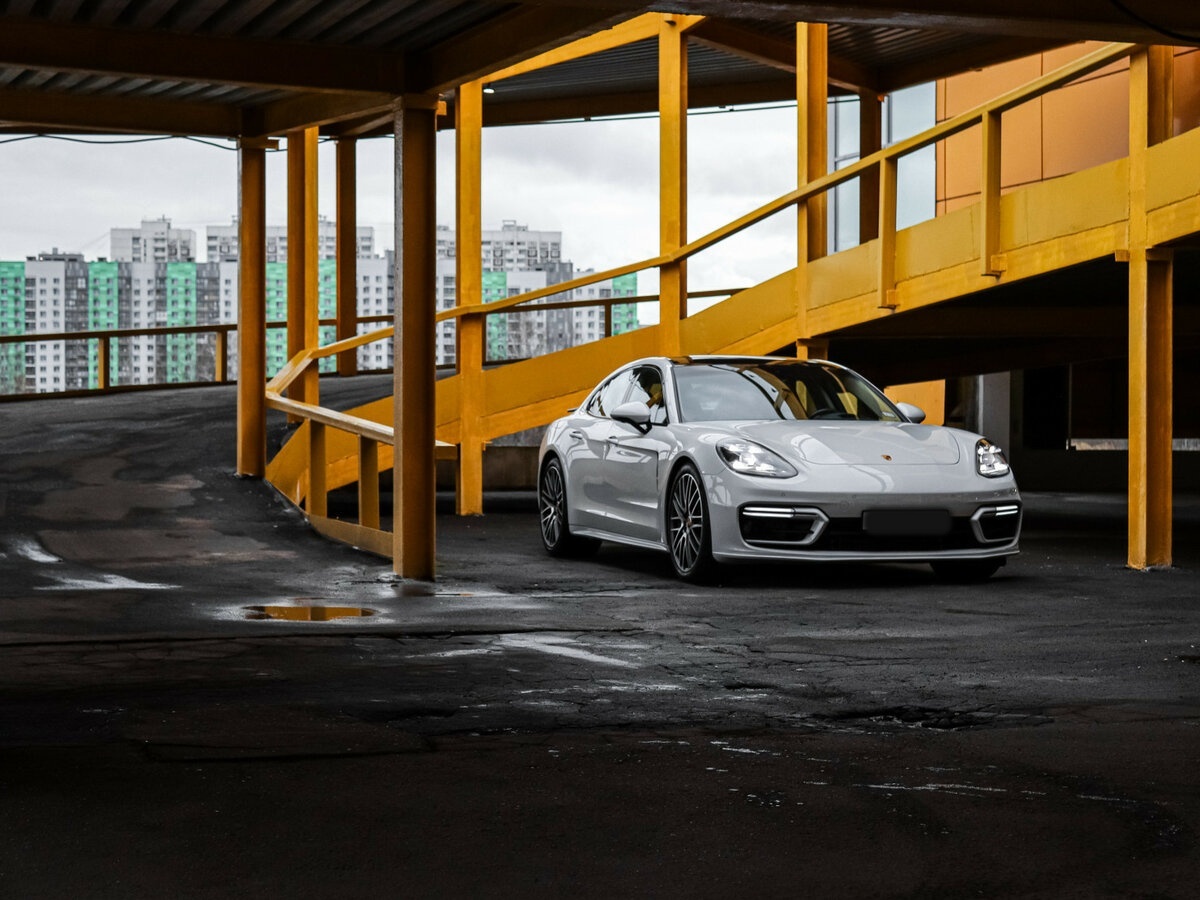 Porsche Panamera 2022 года с пробегом. Фото: #21