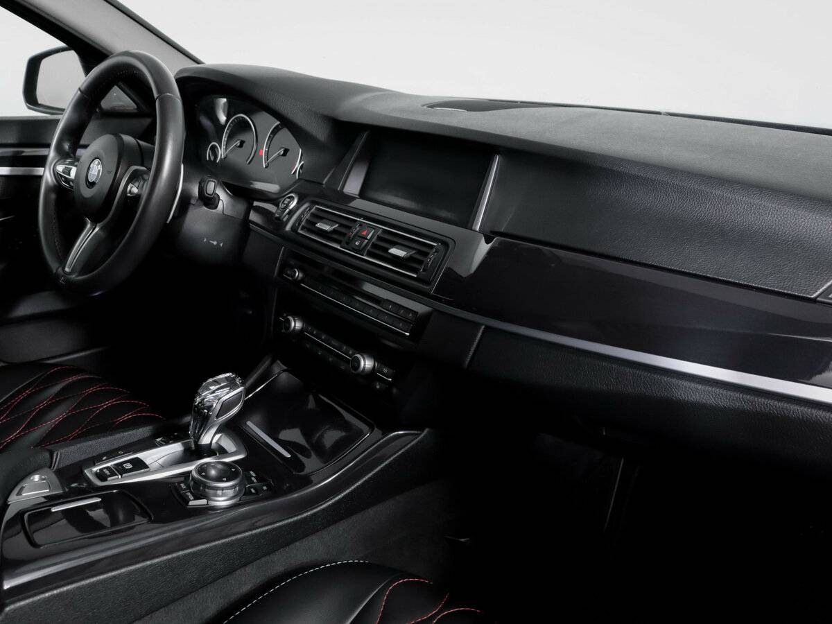 Б/У БМВ 5 серии 2014 года. Фото: #8