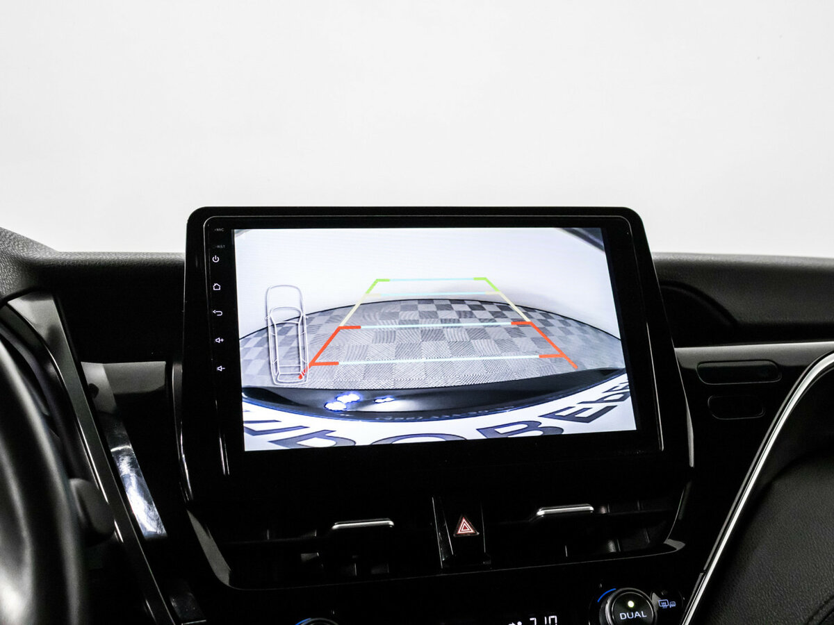 Toyota Camry 2022 года с пробегом. Фото: #17