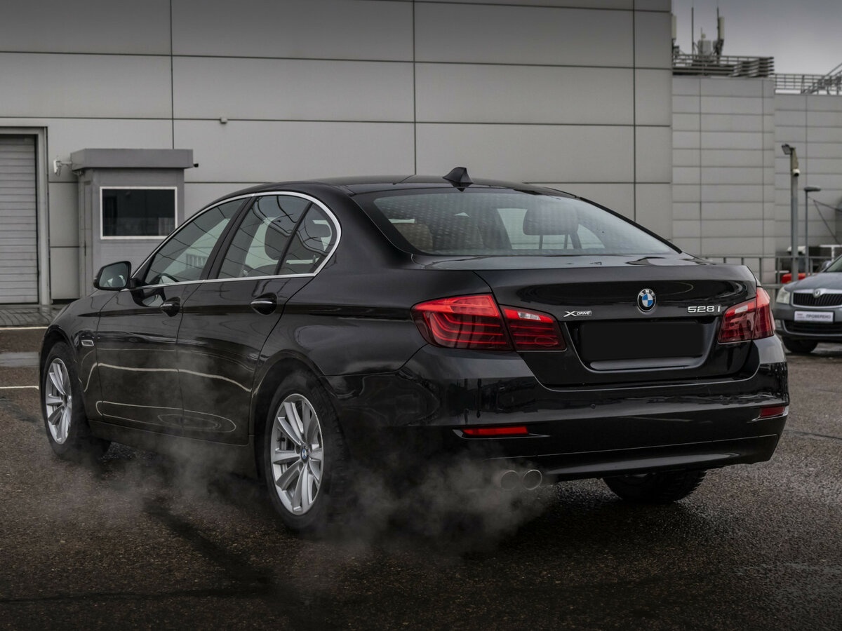 Б/У БМВ 5 серии 2016 года. Фото: #6