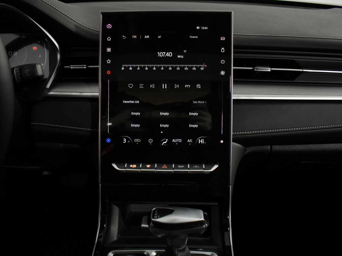 Б/У Москвич 6 2023 года. Фото: #13