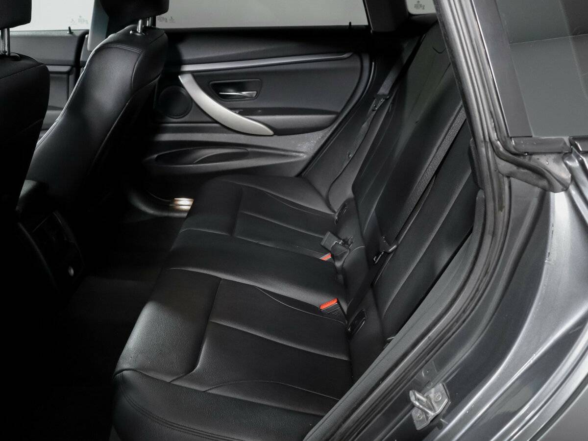 BMW 3 серии 2015 года с пробегом. Фото: #9