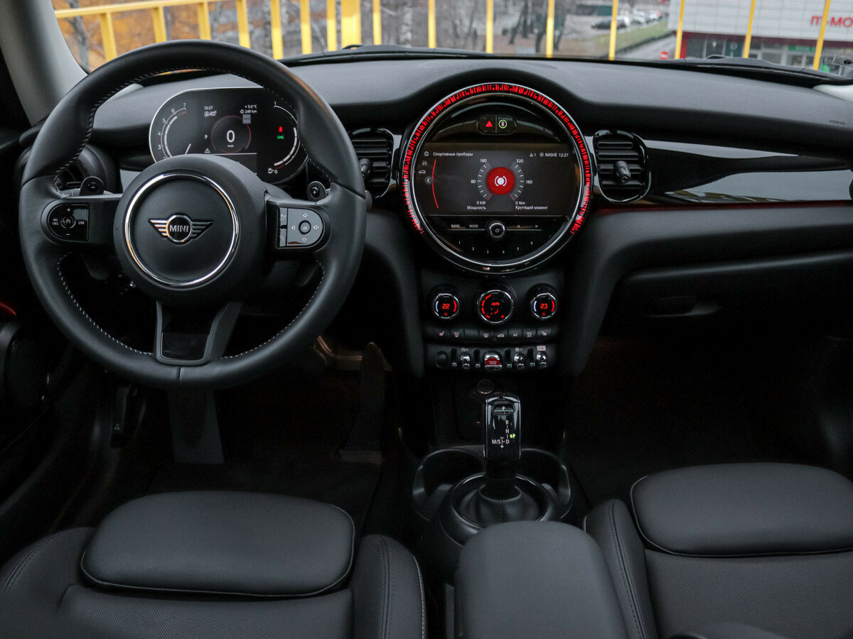 Mini Hatch 2024 года с пробегом. Фото: #7