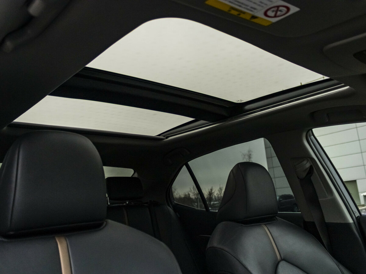 Б/У Тойота Камри 2023 года. Фото: #18