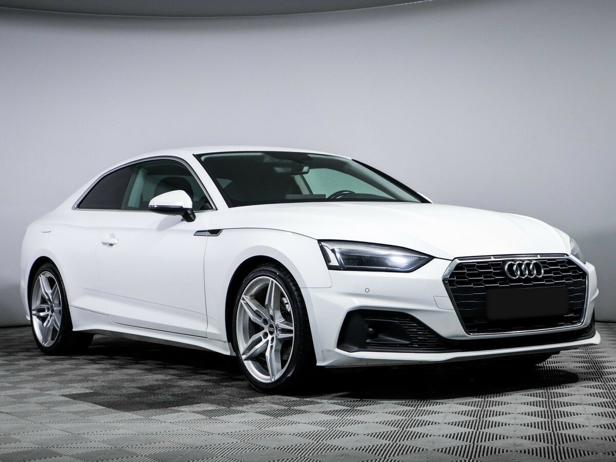 Audi A5 2021 года с пробегом. Фото: #2