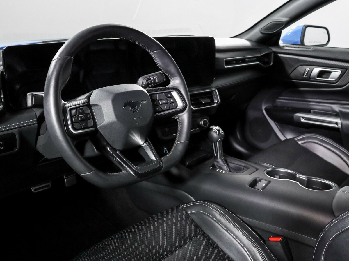 Ford Mustang 2024 года с пробегом. Фото: #13