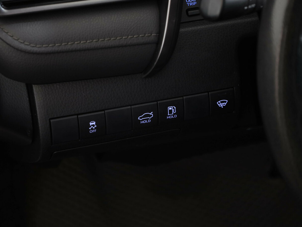 Б/У Тойота Камри 2021 года. Фото: #8