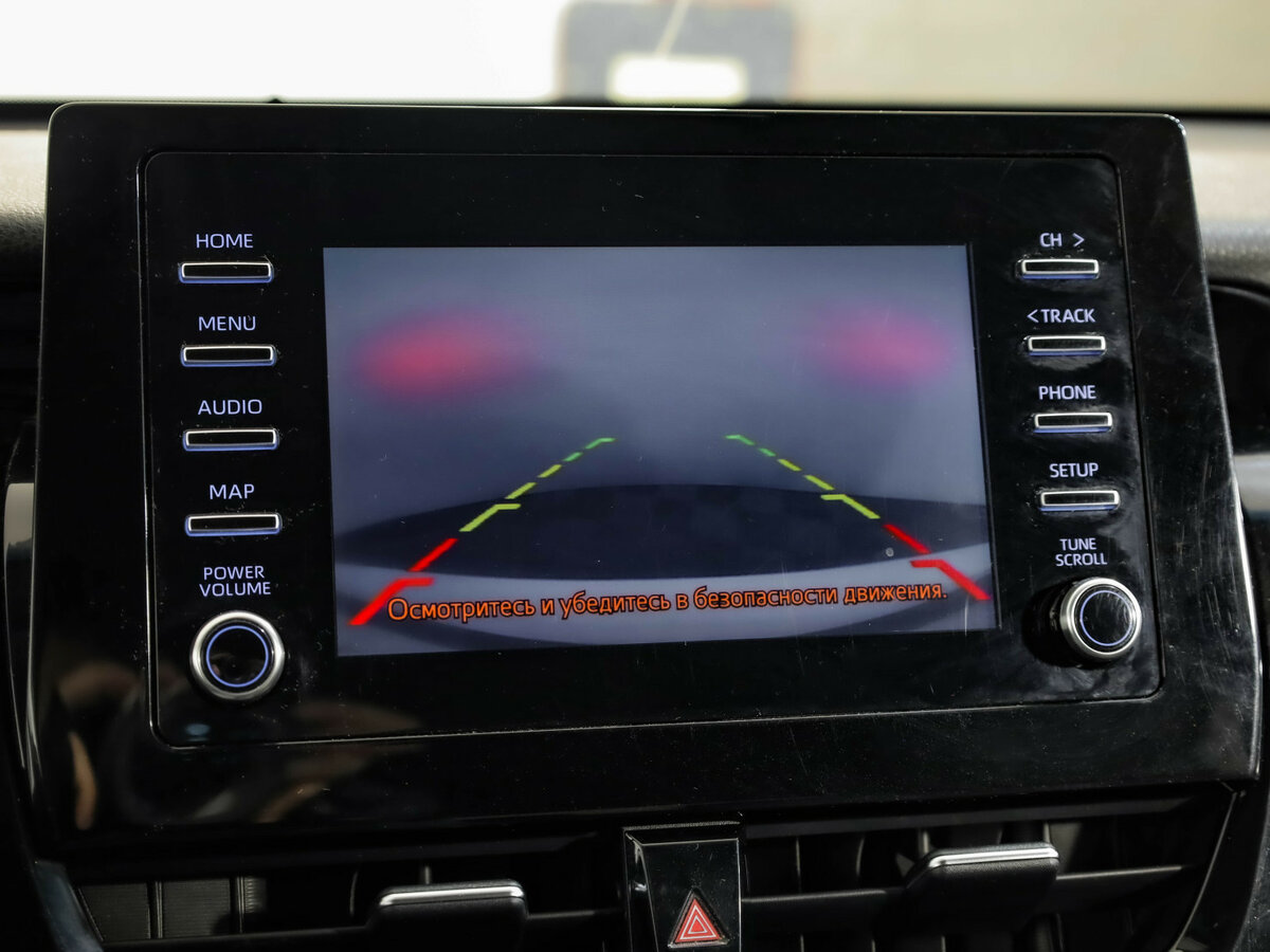 Б/У Тойота Камри 2021 года. Фото: #16