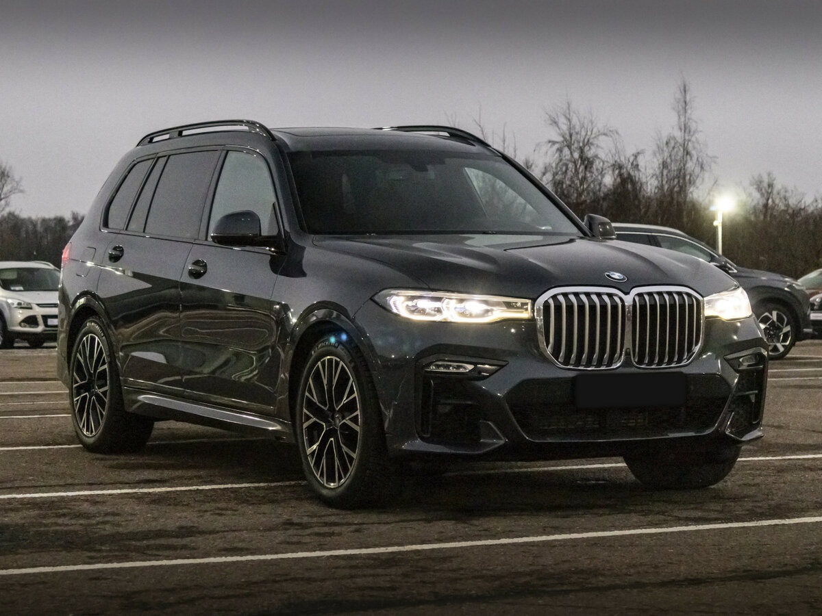 BMW X7 2020 года с пробегом. Фото: #2