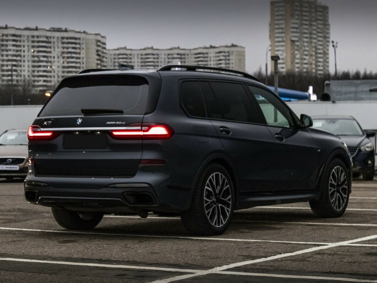 BMW X7 2020 года с пробегом. Фото: #3