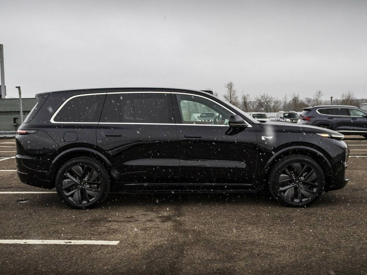 Li Auto (Lixiang) L9 2023 года с пробегом. Фото: #3