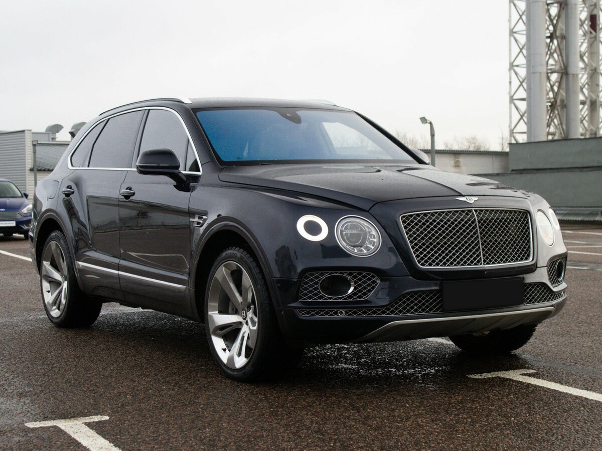 Б/У Бэнтли Бентайга 2016 года. Фото: #2