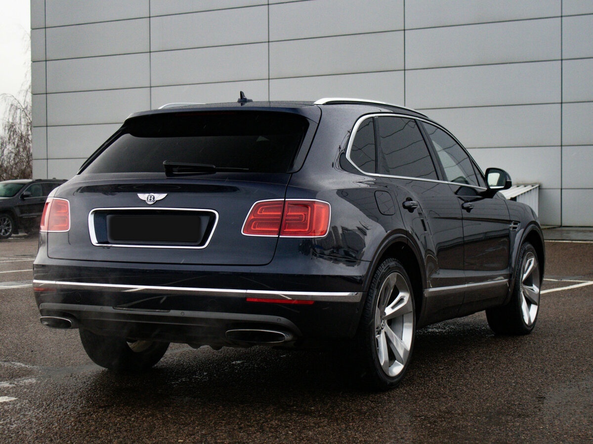 Б/У Бэнтли Бентайга 2016 года. Фото: #4