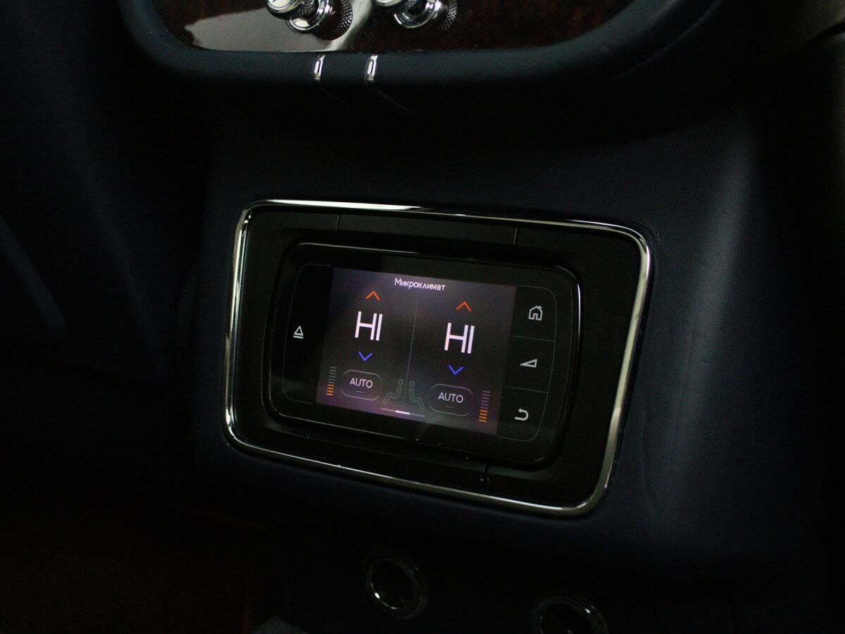 Б/У Бэнтли Бентайга 2016 года. Фото: #13