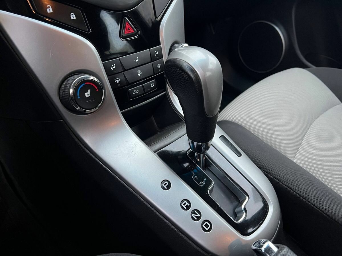 Б/У Шевроле Круз 2011 года. Фото: #14