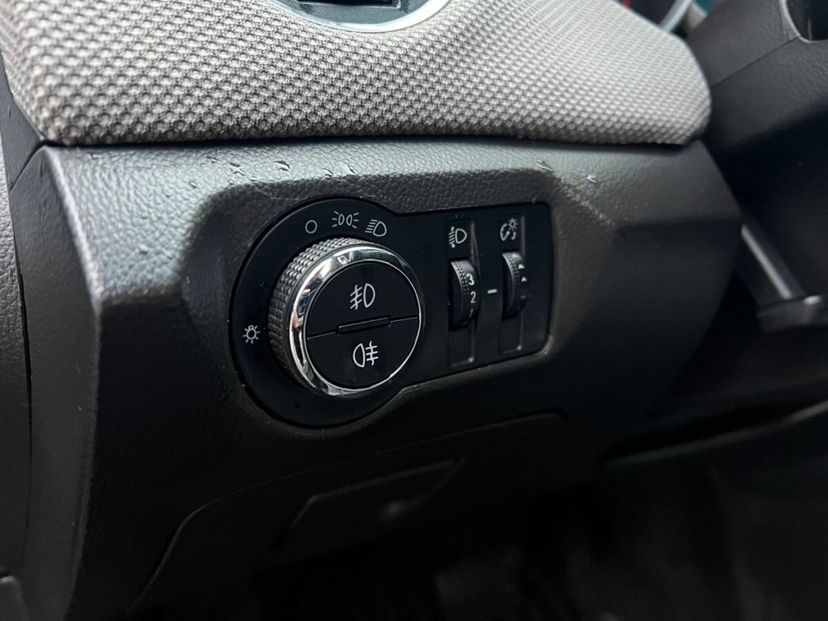 Б/У Шевроле Круз 2011 года. Фото: #16