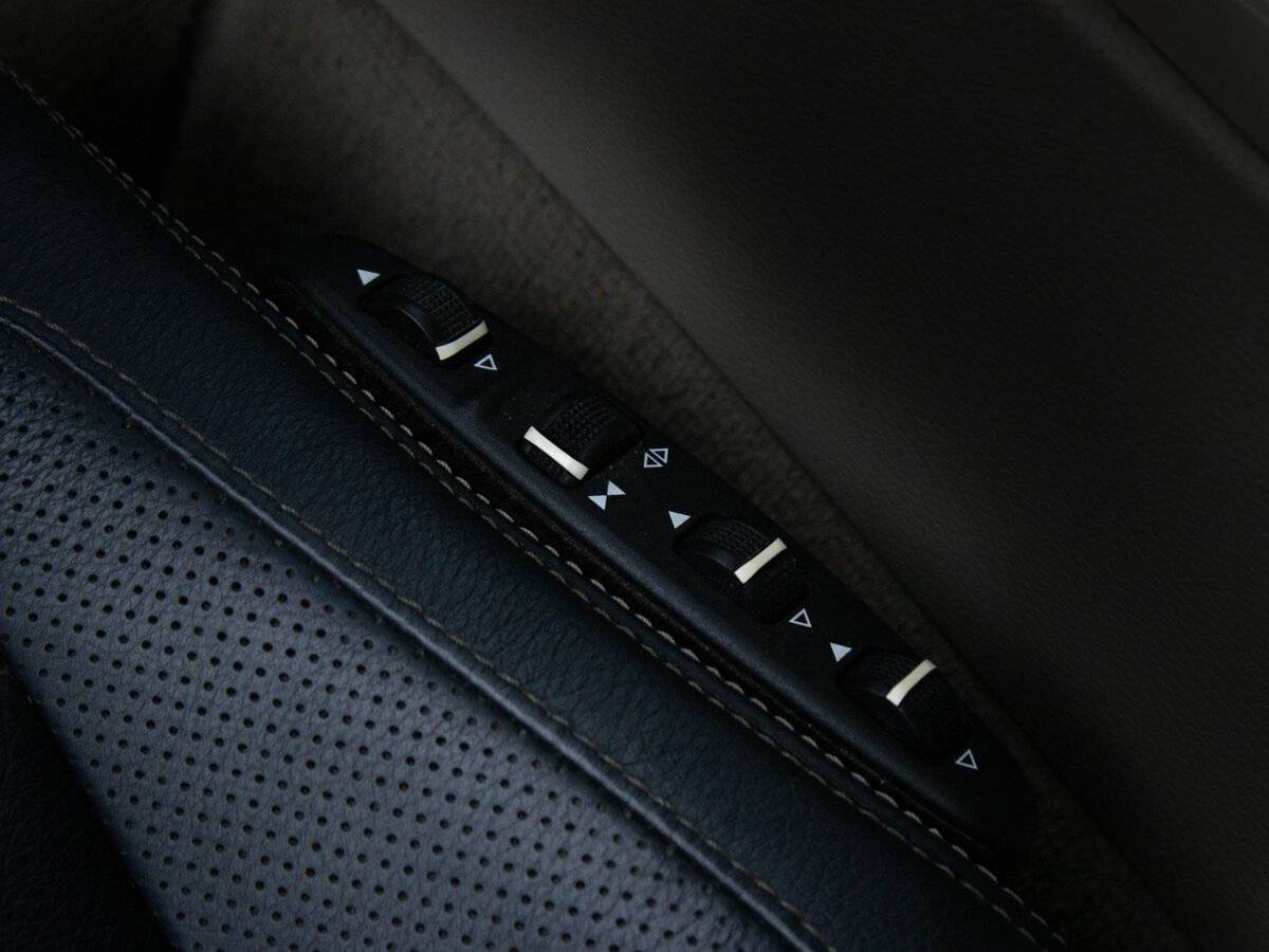 Б/У Мерседес-Бенц Е-Класс 2013 года. Фото: #14