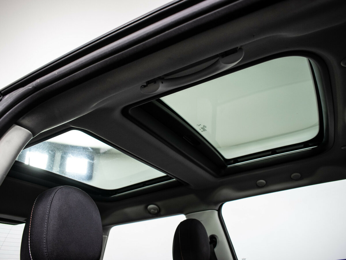 Mini Hatch 2017 года с пробегом. Фото: #9