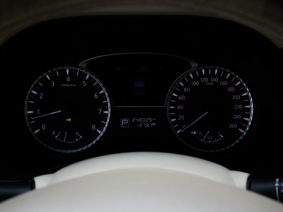 Infiniti JX 2013 года с пробегом. Фото: #9