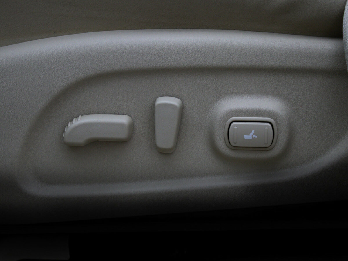 Infiniti JX 2013 года с пробегом. Фото: #15