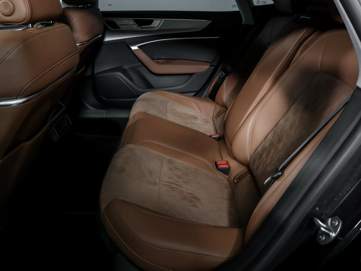 Audi A7 2024 года с пробегом. Фото: #9