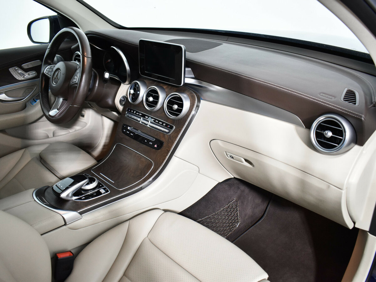 Mercedes-Benz GLC Coupe 2018 года с пробегом. Фото: #11