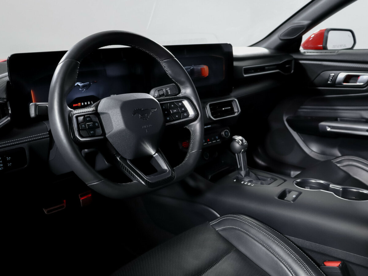 Ford Mustang 2024 года с пробегом. Фото: #12