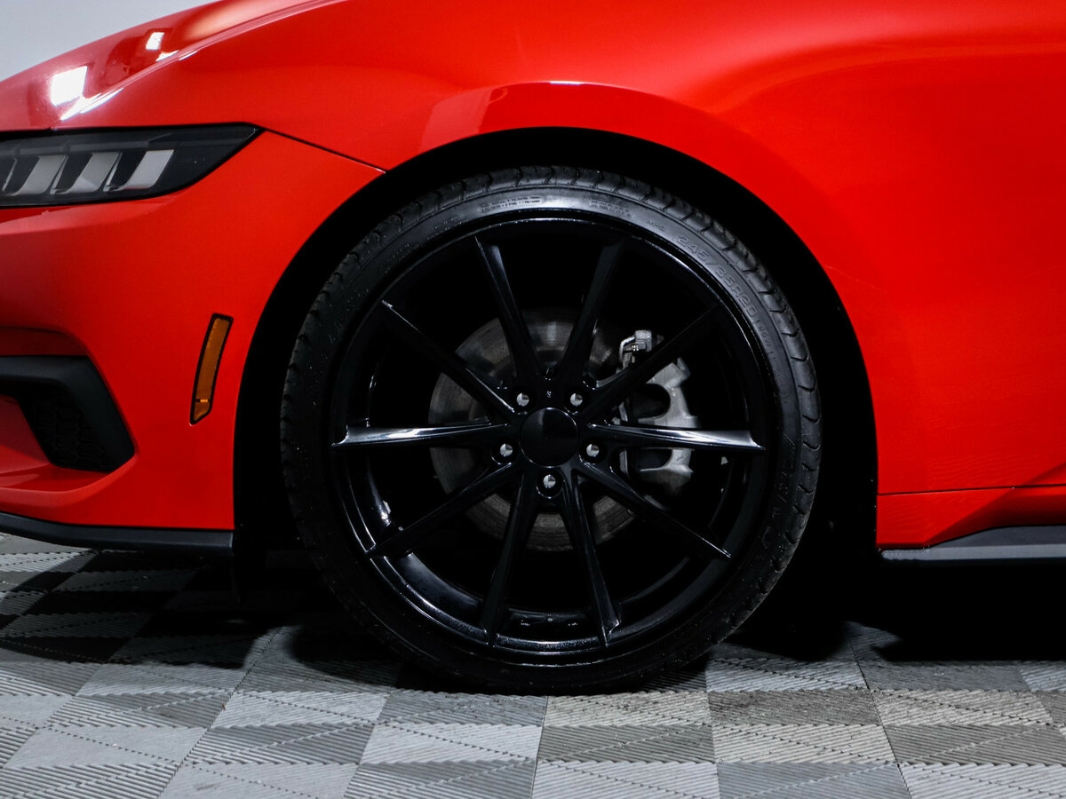 Ford Mustang 2024 года с пробегом. Фото: #13