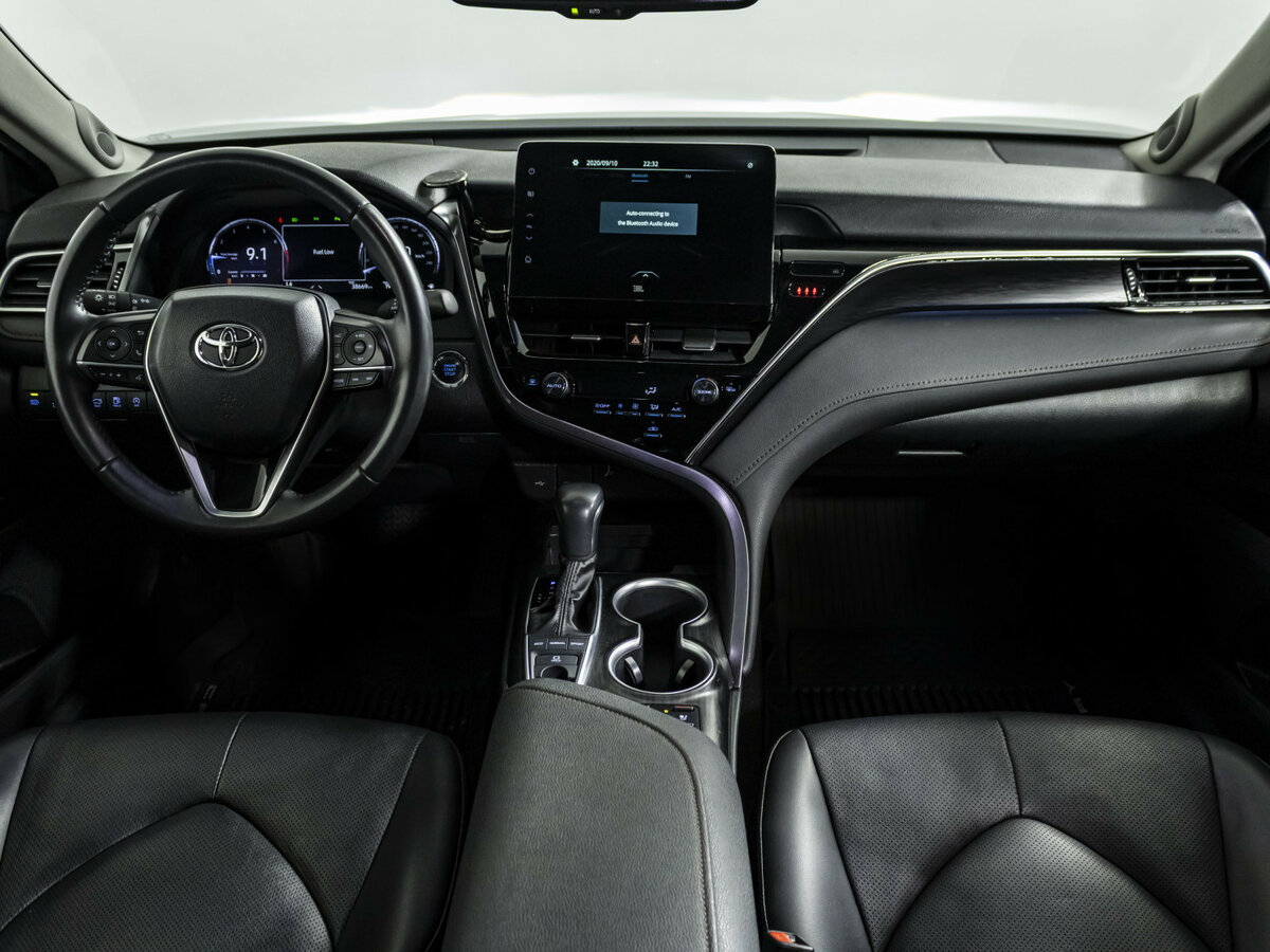 Toyota Camry 2023 года с пробегом. Фото: #9