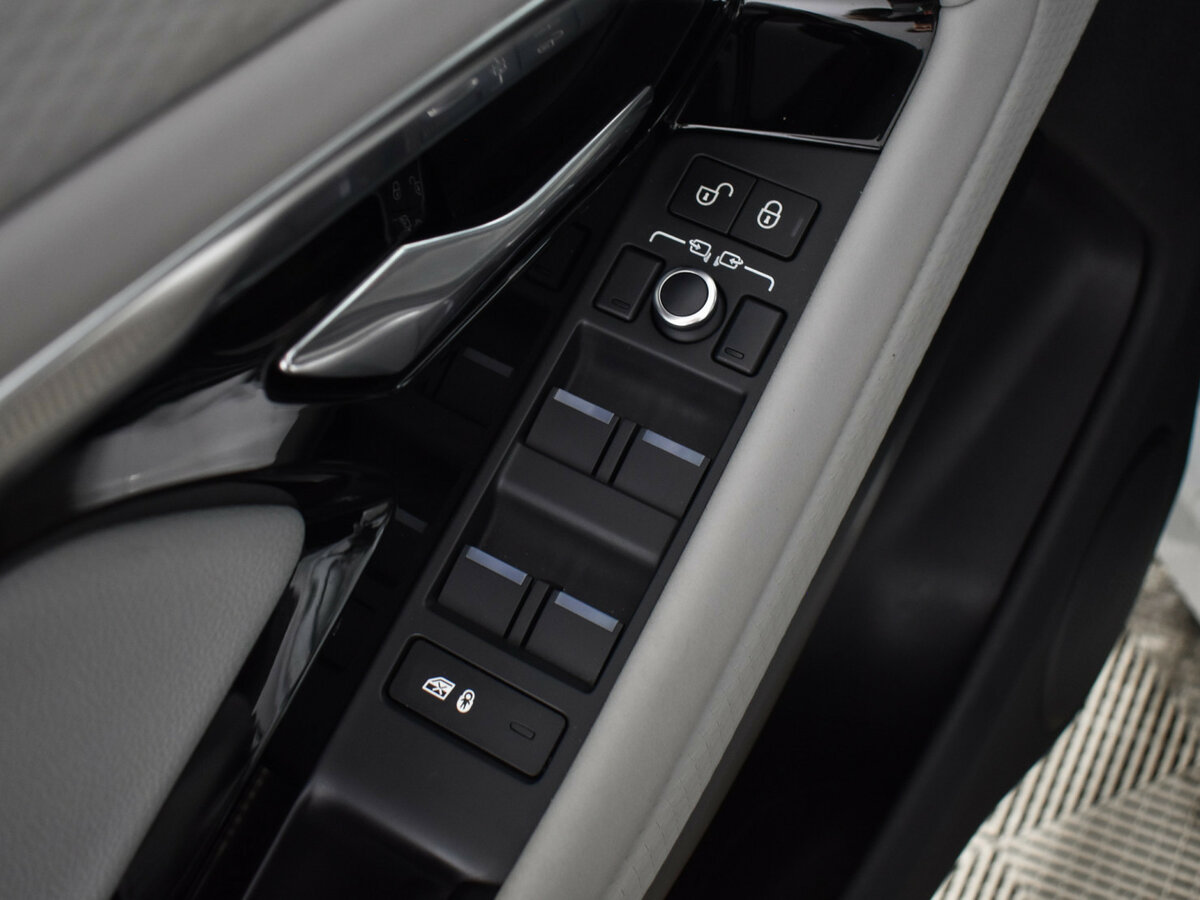 Б/У Лэнд Ровер Рэнж Ровер Эвок 2020 года. Фото: #16