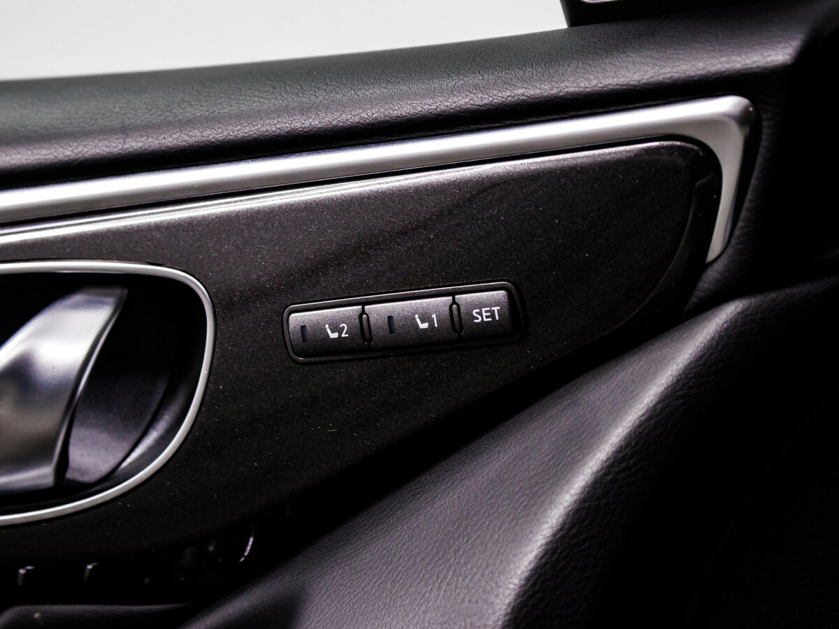 Б/У Инфинити К50 2016 года. Фото: #16