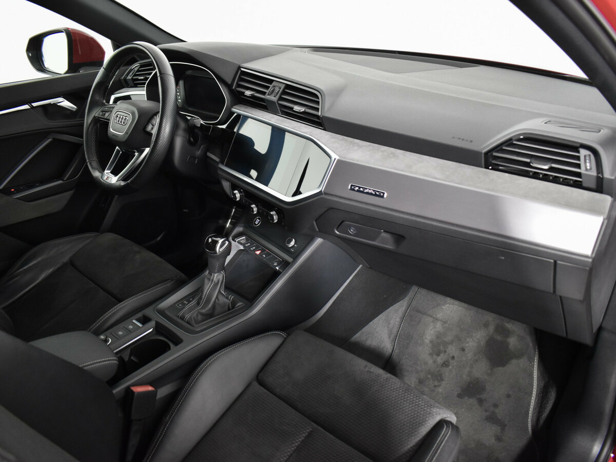 Audi Q3 Sportback 2021 года с пробегом. Фото: #11