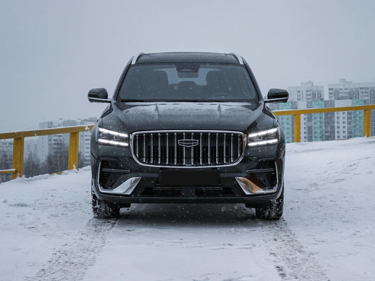 Б/У Джили Монжаро 2025 года. Фото: #1