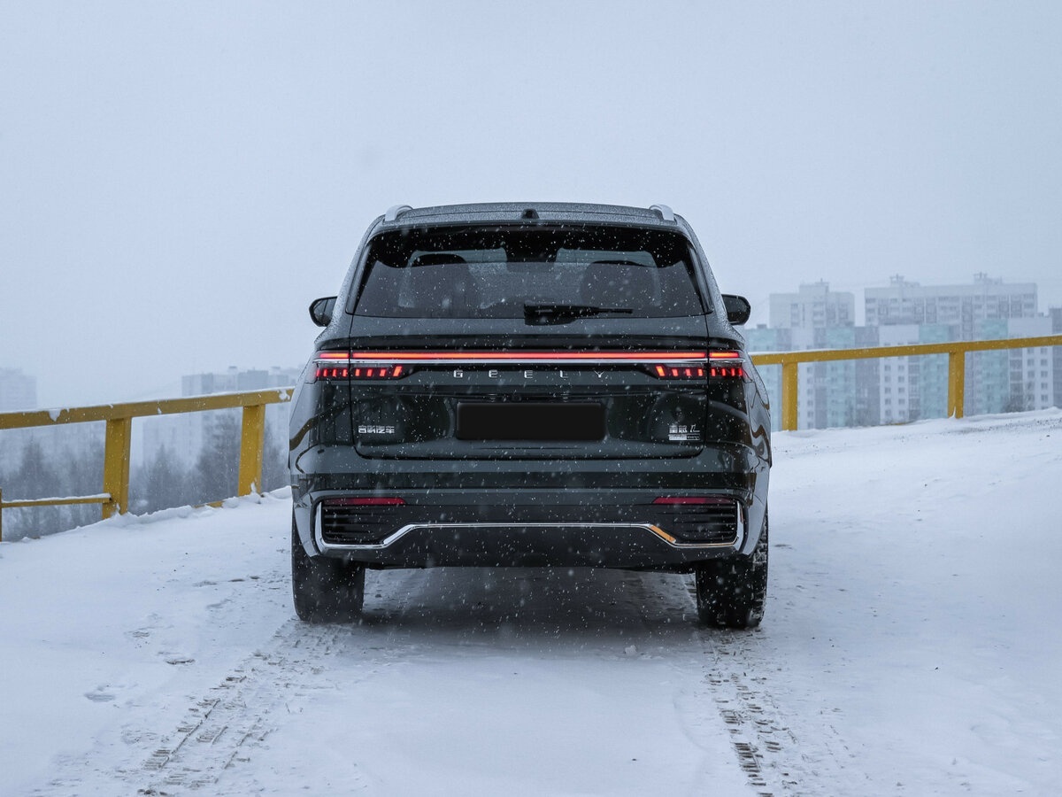 Б/У Джили Монжаро 2025 года. Фото: #3