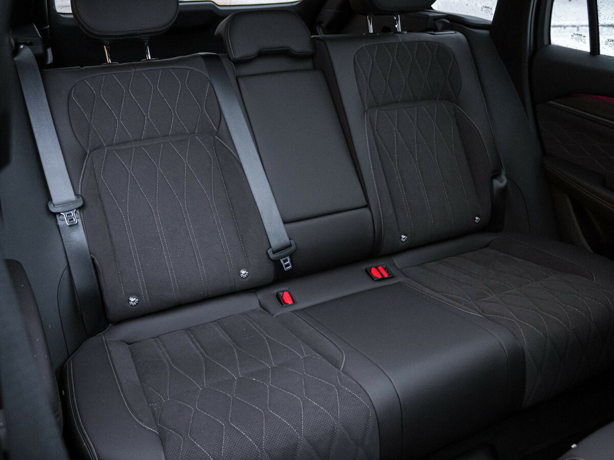 Б/У Джили Монжаро 2025 года. Фото: #7