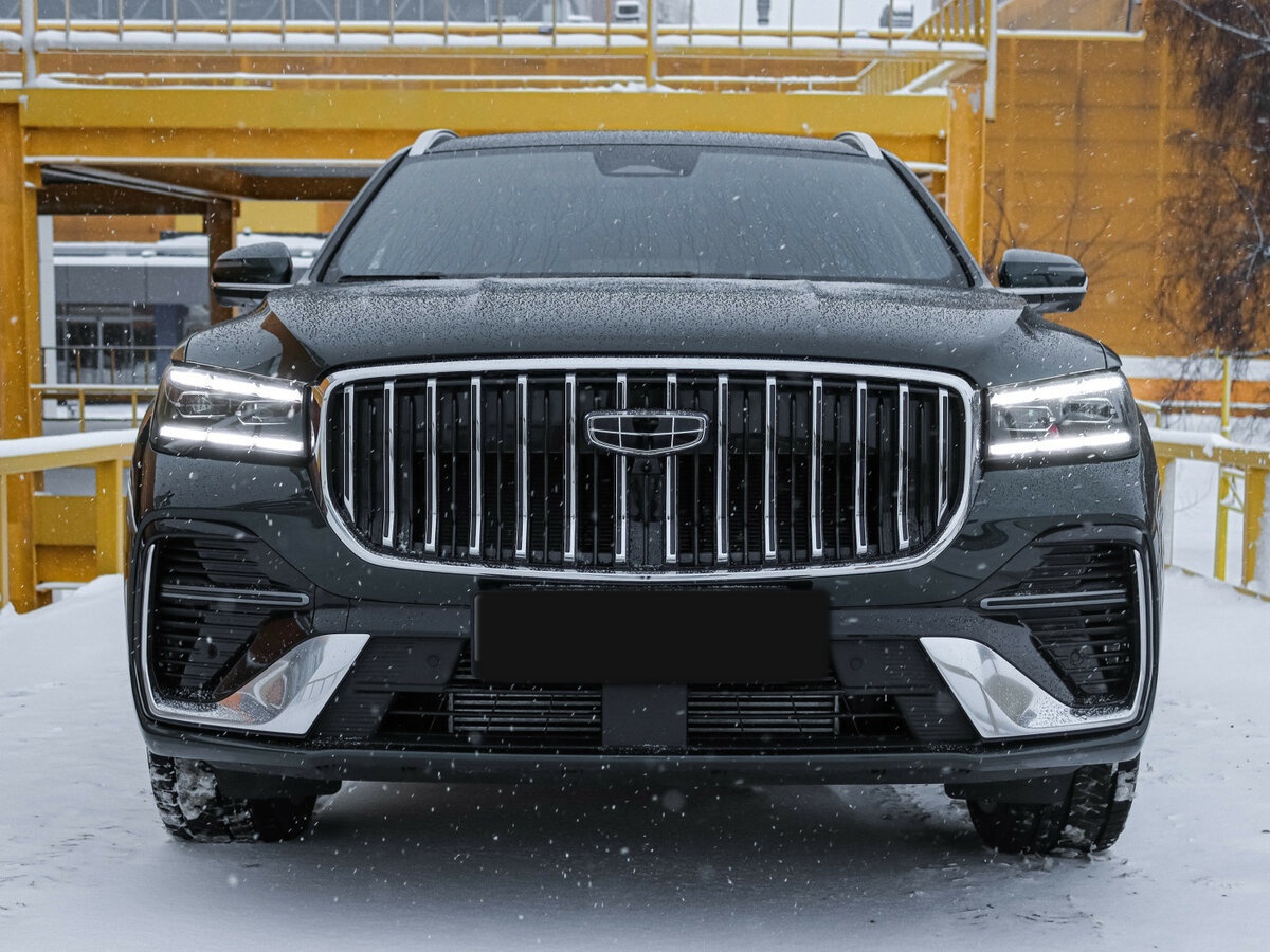 Б/У Джили Монжаро 2025 года. Фото: #13