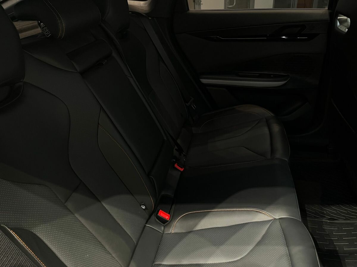 Changan UNI-V 2024 года с пробегом. Фото: #22