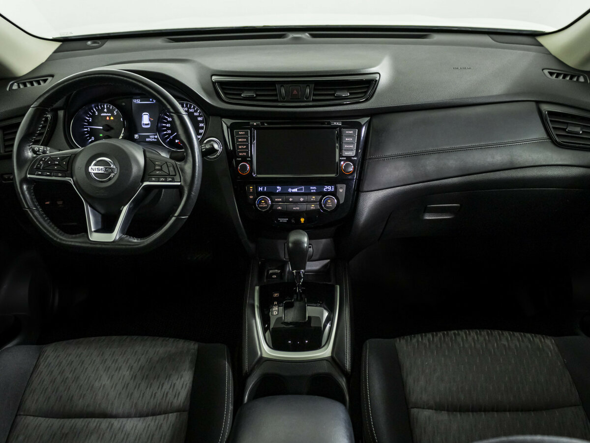 Б/У Ниссан Икс-Трейл 2019 года. Фото: #9