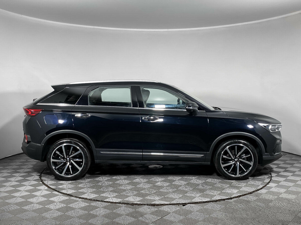 FAW Bestune T77 2023 года с пробегом. Фото: #3