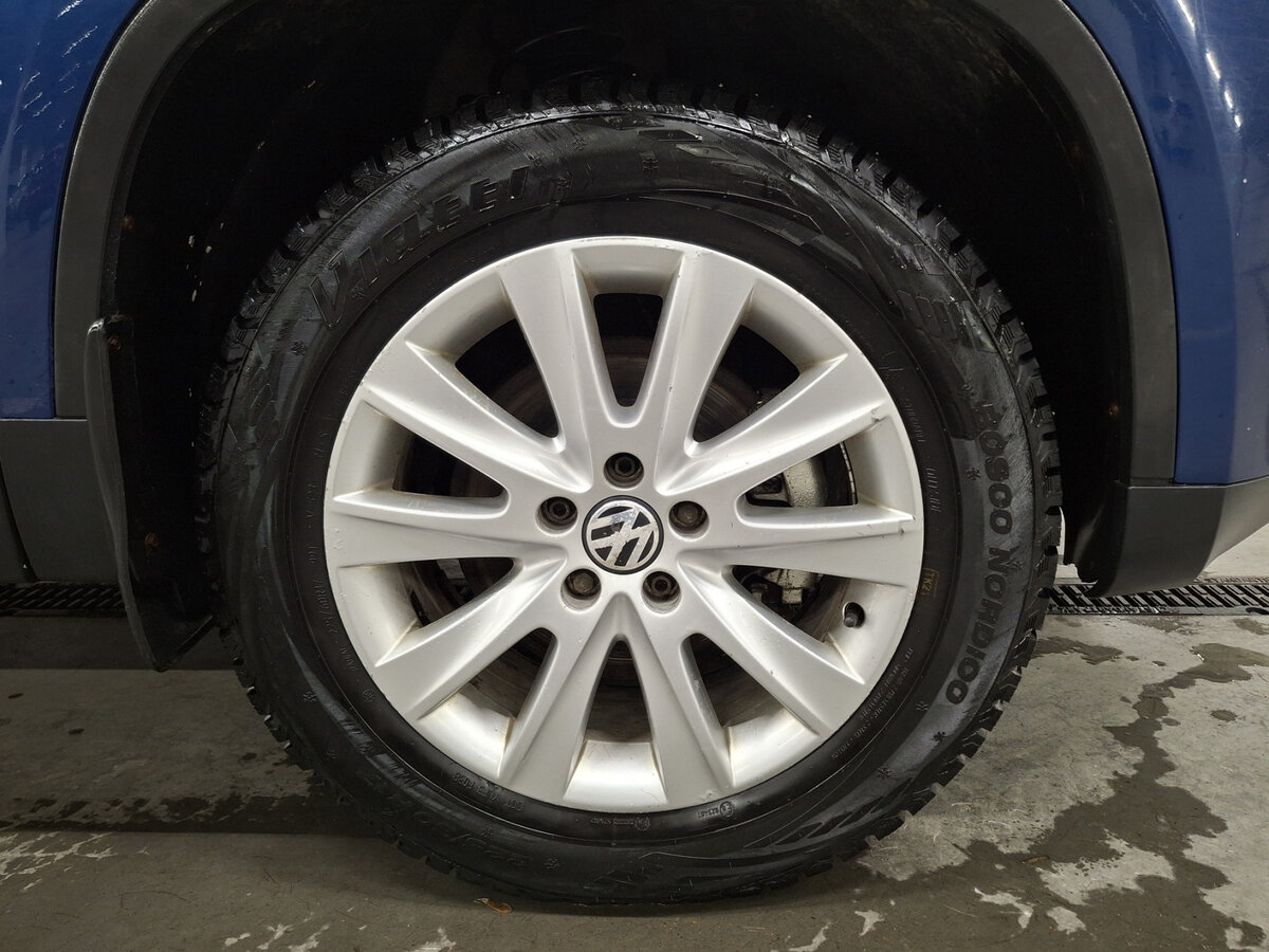 Б/У Фольксваген Тигуан 2010 года. Фото: #17