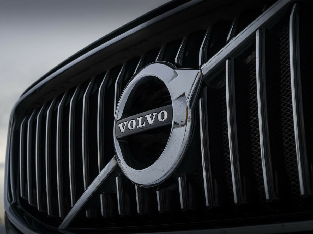 Volvo XC60 2019 года с пробегом. Фото: #4