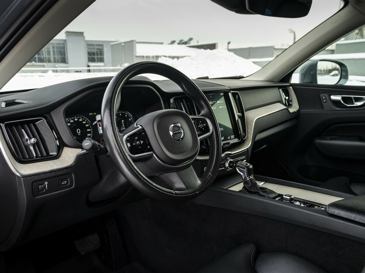 Volvo XC60 2019 года с пробегом. Фото: #11
