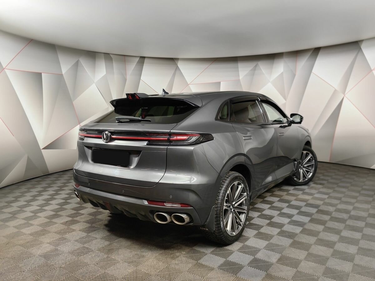 Б/У Чанган УНИ-К 2022 года. Фото: #1