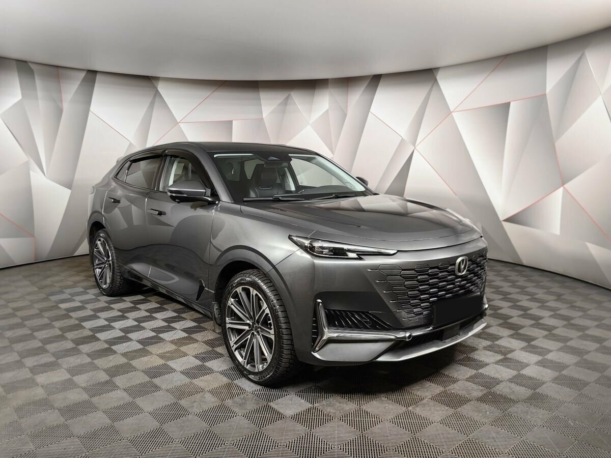 Б/У Чанган УНИ-К 2022 года. Фото: #2